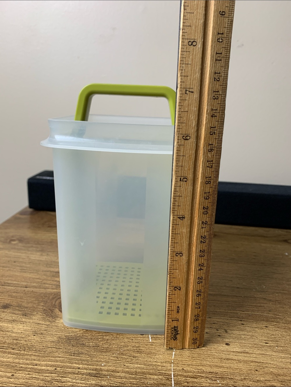 Vintage Tupperware 3 Piece Pickle Keeper w/ Strainer & Lid 1330-12 Clear - Picture 8 of 11
